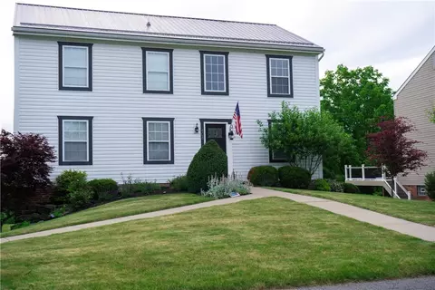 Exterior - 408 Kingsbrook Dr, Mcdonald, PA 15057 photo 1 of 6