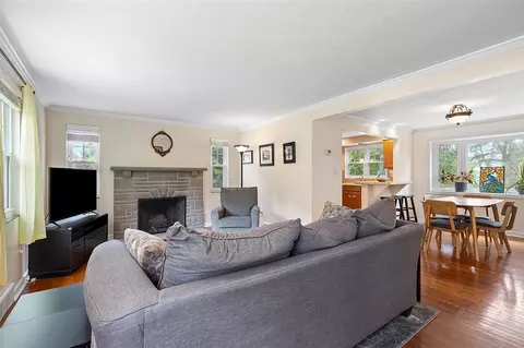 3327 Comanche Rd, Pittsburgh, PA 15241 photo 11