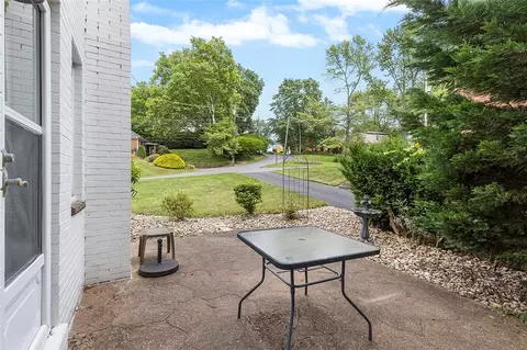 3327 Comanche Rd, Pittsburgh, PA 15241 photo 6