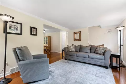 3327 Comanche Rd, Pittsburgh, PA 15241 photo 10