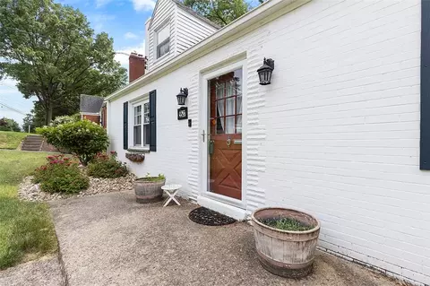 3327 Comanche Rd, Pittsburgh, PA 15241 photo 7