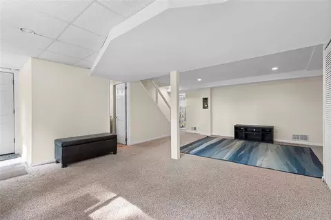 3327 Comanche Rd, Pittsburgh, PA 15241 photo 33