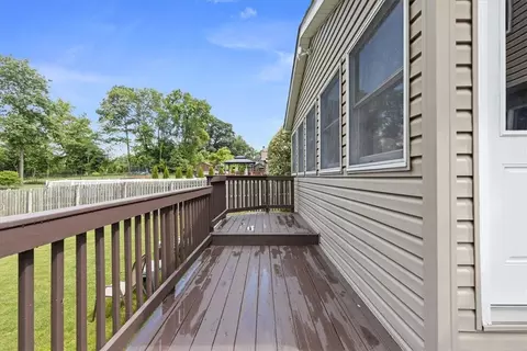 215 Sunrise Dr, Irwin, PA 15642 photo 36