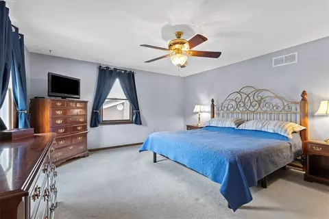 215 Sunrise Dr, Irwin, PA 15642 photo 25