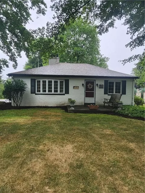 2206 Linwood Dr, Allison Park, PA 15101
