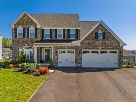 4009 Overview Dr, Canonsburg, PA 15317