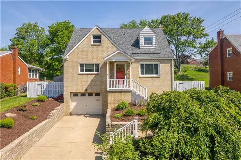 442 Marta Dr, Pittsburgh, PA 15236