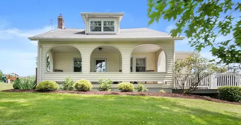631 Valencia Rd, Mars, PA 16046