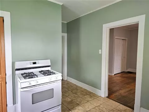 Entry Way - 3531 3rd Ave, Koppel, PA 16136 photo 5 of 7