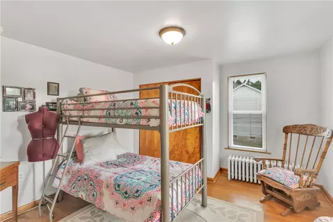 Bedroom - 302 E 3rd St, Derry, PA 15627 photo 3 of 4