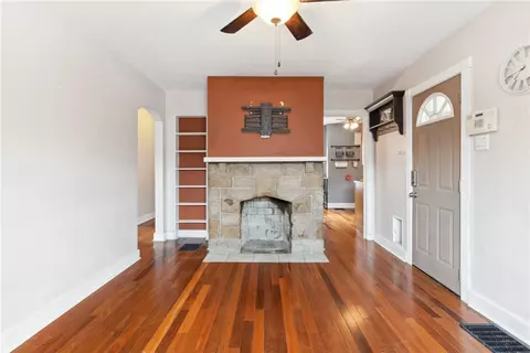 1845 Devonshire Rd, Coraopolis, PA 15108 photo 16