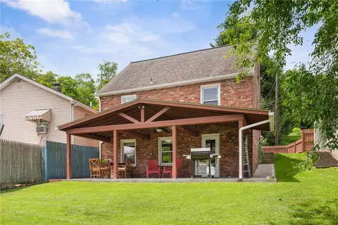 1845 Devonshire Rd, Coraopolis, PA 15108 photo 8