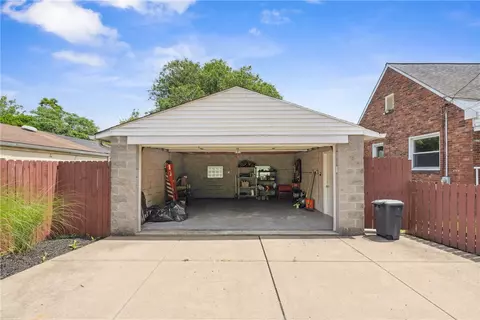 1845 Devonshire Rd, Coraopolis, PA 15108 photo 37