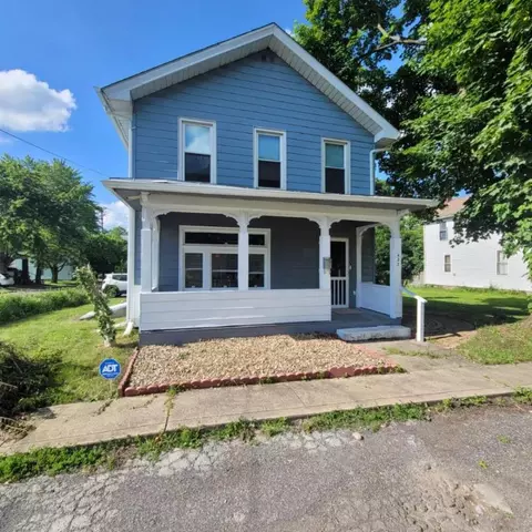 422 W Parkway St, New Castle, PA 16101