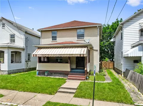 1044 Irwin St, Aliquippa, PA 15001