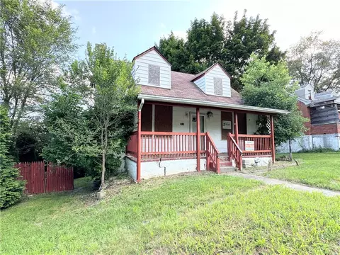 2035 Crestas Ave, North Versailles, PA 15137