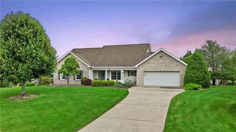 101 W Chevalier Ct, Eighty Four, PA 15330