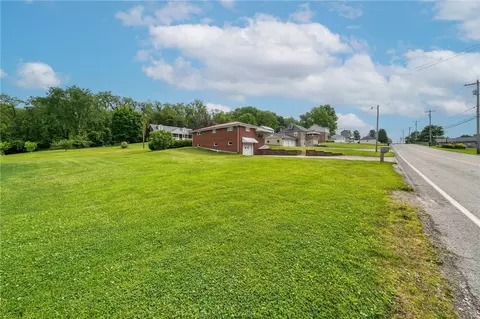 329 Darragh Hermine, Irwin, PA 15642 photo 4