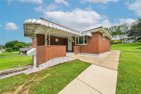 329 Darragh Hermine, Irwin, PA 15642 photo 3