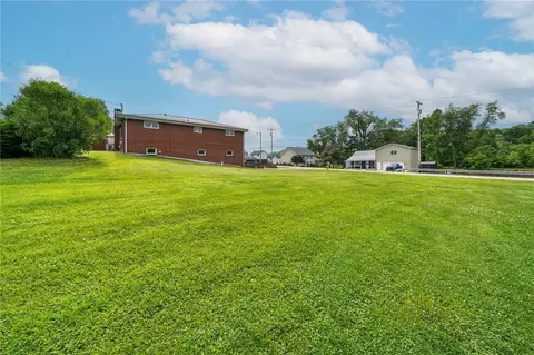 329 Darragh Hermine, Irwin, PA 15642 photo 5