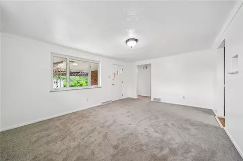 329 Darragh Hermine, Irwin, PA 15642 photo 8