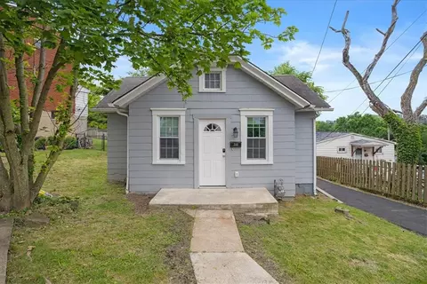 244 Adger, Pittsburgh, PA 15205