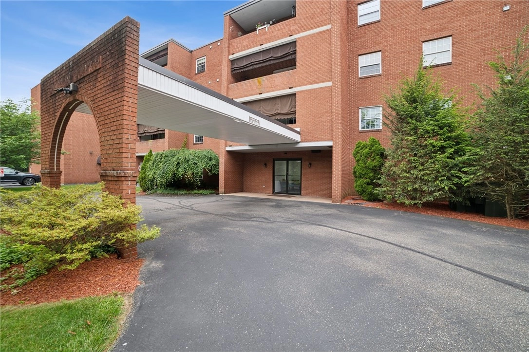2850 Edgecliff Rd Unit 32  