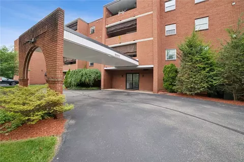 2850 Edgecliff Rd #32, New Kensington, PA 15068