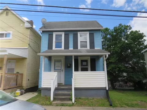 233 N Lincoln St, Washington, PA 15301