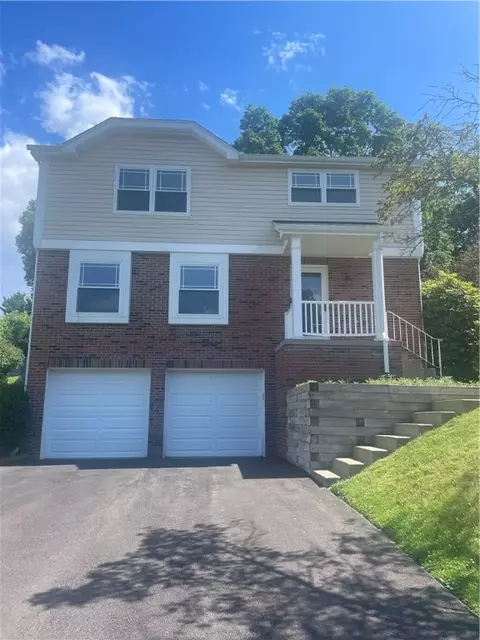 105 Clearbrook Dr, Cranberry Township, PA 16066