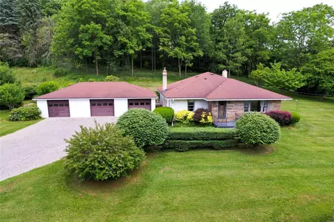 107 Staff Rd, Slippery Rock, PA 16057
