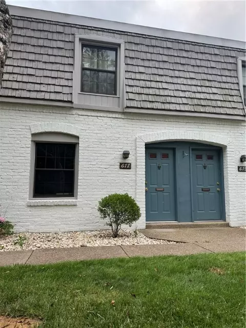 677 Pennsbury Blvd, Pittsburgh, PA 15205