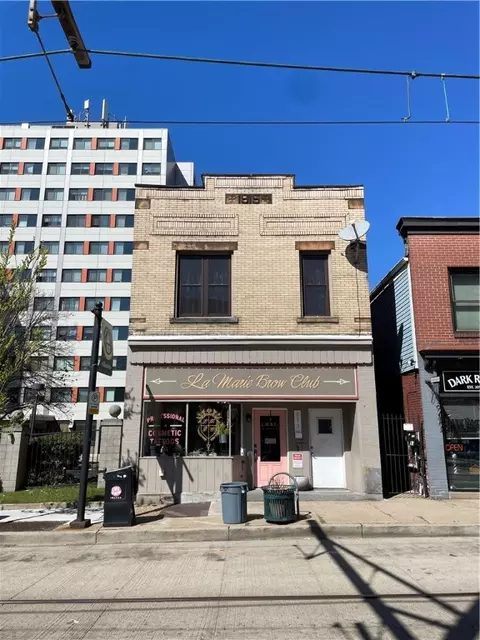 813 E Warrington Ave, Pittsburgh, PA 15210