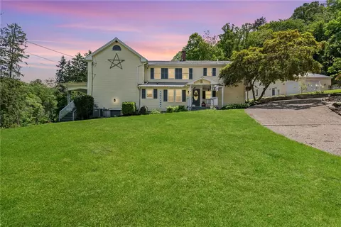 107 Fiscus Ln, Jeannette, PA 15644