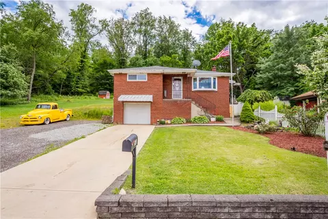 542 Niceville St, Homestead, PA 15120