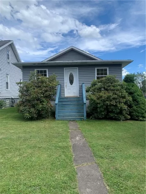 107 Abbe Pl, Delmont, PA 15626