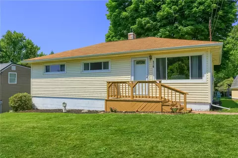 116 Naugle Rd, Beaver Falls, PA 15010