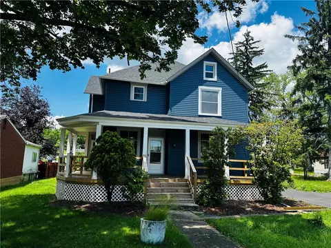 705 Helman St, Youngwood, PA 15697