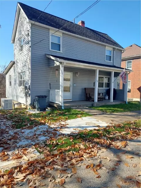 322 3rd St, Trafford, PA 15085