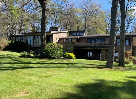 2415 County Line Rd, Champion, PA 15622