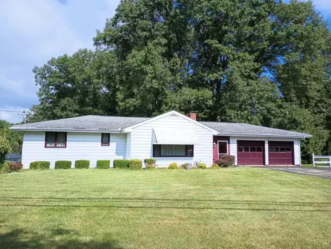 3415 N Hermitage Rd, Sharpsville, PA 16150