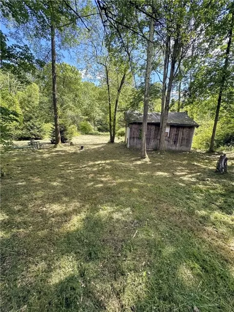 1625 Park Dr, Jamestown, PA 16134
