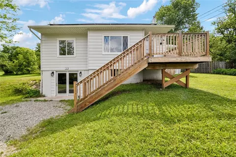 141 Beech Rd, Pittsburgh, PA 15239