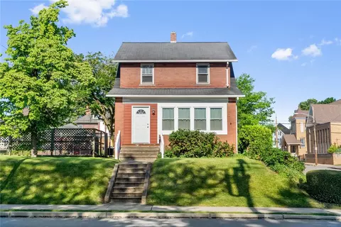 3323 4th Ave, Beaver Falls, PA 15010