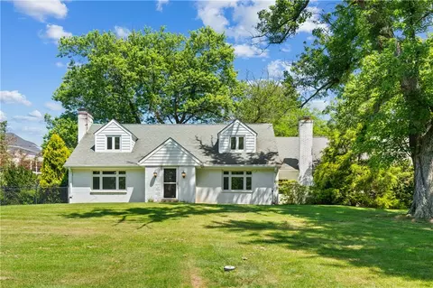127 Johnston Rd, Pittsburgh, PA 15241