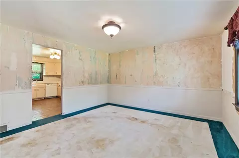 127 Johnston Rd, Pittsburgh, PA 15241 photo 4