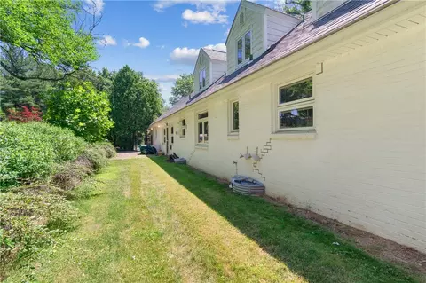 127 Johnston Rd, Pittsburgh, PA 15241 photo 24