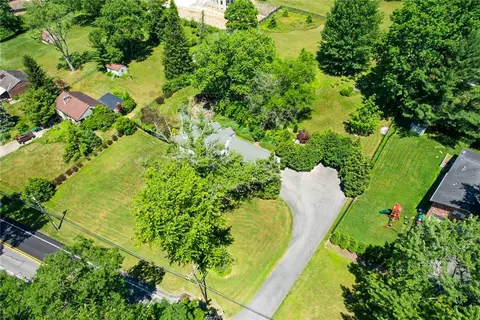 127 Johnston Rd, Pittsburgh, PA 15241 photo 30