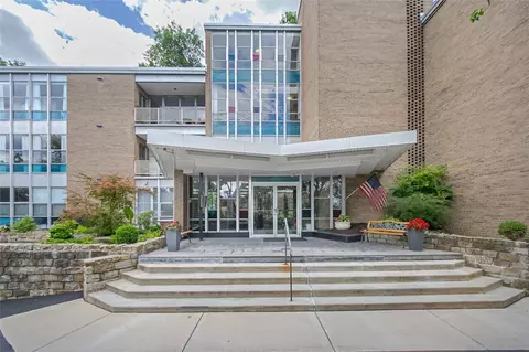 5100 Fifth Ave #514, Pittsburgh, PA 15232