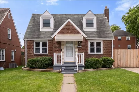 1615 Maryland Ave, West Mifflin, PA 15122